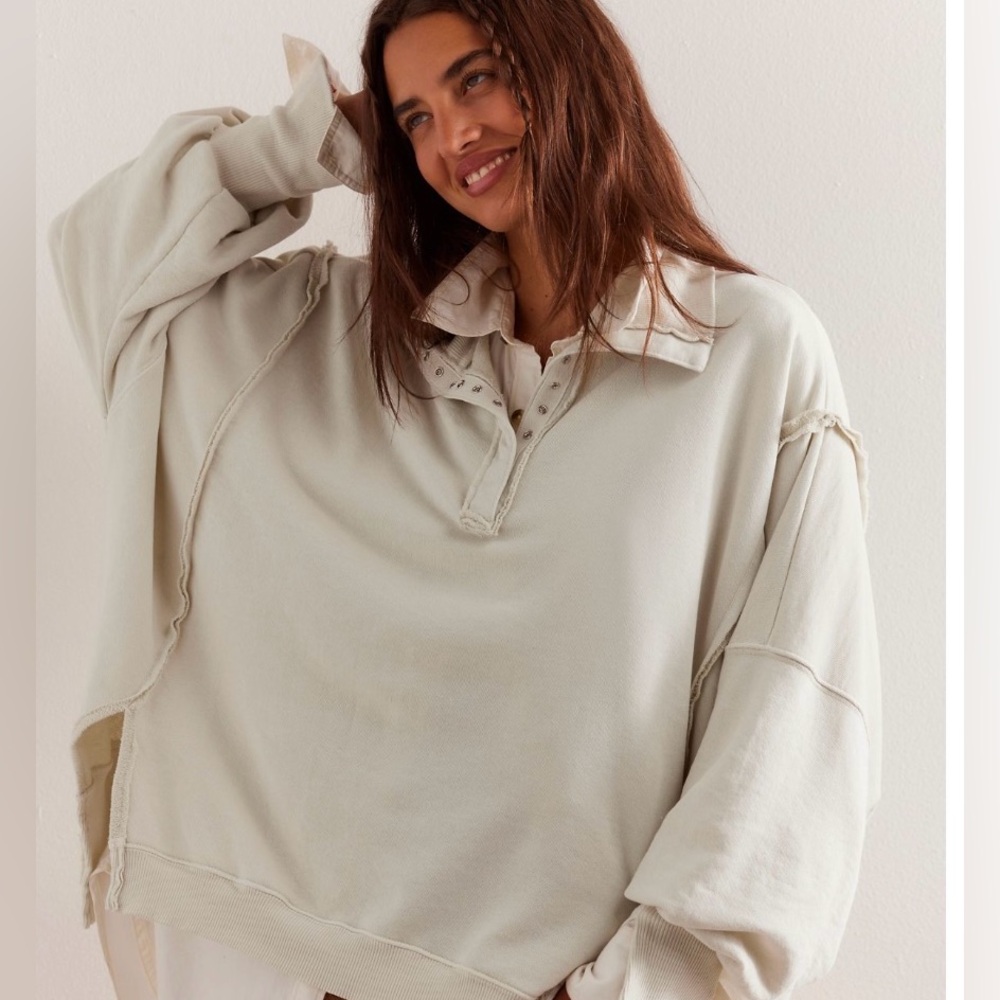 NWT! We the Free Camden Henley Sweatshirt in “Grey Opal” by Free People (Size S)